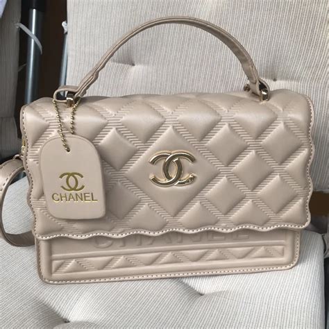 chanel väska beige|Väskor från CHANEL Pre.